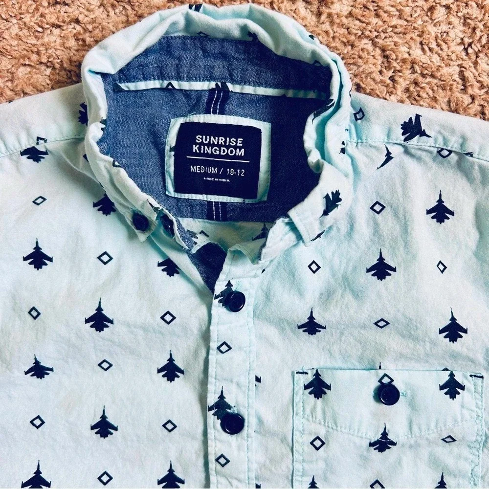 Sunrise Kingdom Boys Light Blue Fighter Jet Print Button Down Shirt Size M 10-12